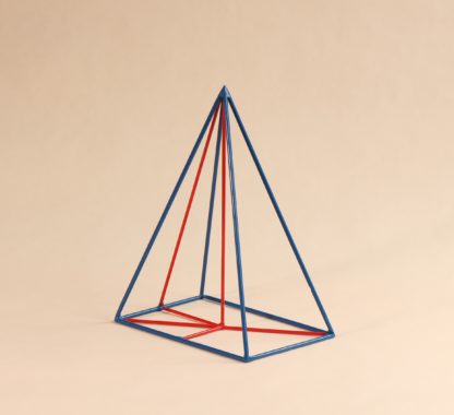 Pyramide mit rechteckiger Grundfläche